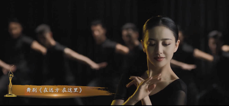 【一路佟行】无惧逆境!佳歌品牌代言人佟丽娅出席COSMO时尚盛典 【一路佟行】无惧逆境!佳歌品牌代言人佟丽娅出席COSMO时尚盛典