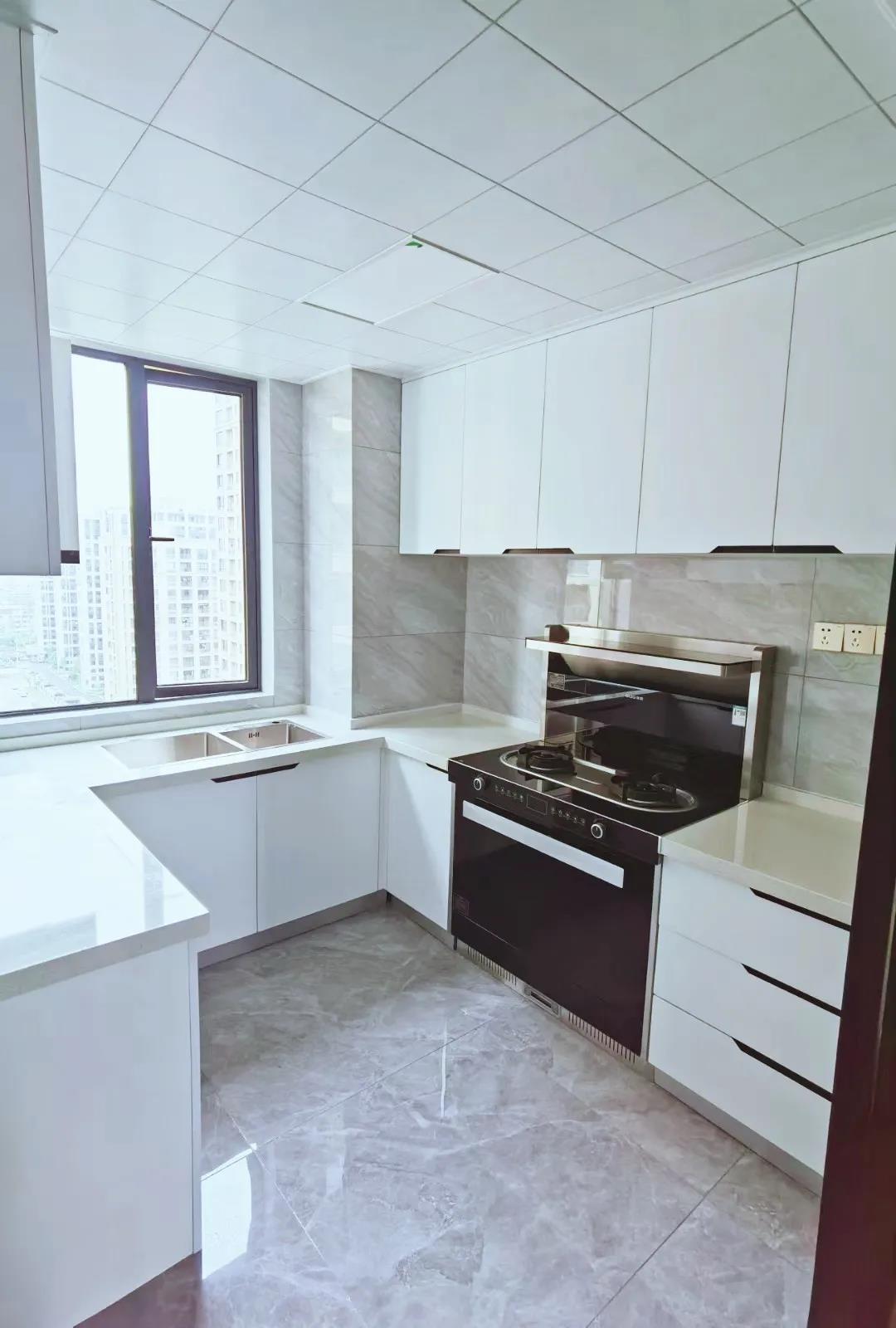 白色厨房不耐脏?佳歌集成灶让你装修更随心! 白色厨房不耐脏?佳歌集成灶让你装修更随心!