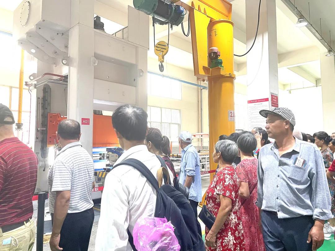 游大佛古寺,享工厂底价|佳歌集成灶义乌厂购节圆满收官! 游大佛古寺,享工厂底价|佳歌集成灶义乌厂购节圆满收官!