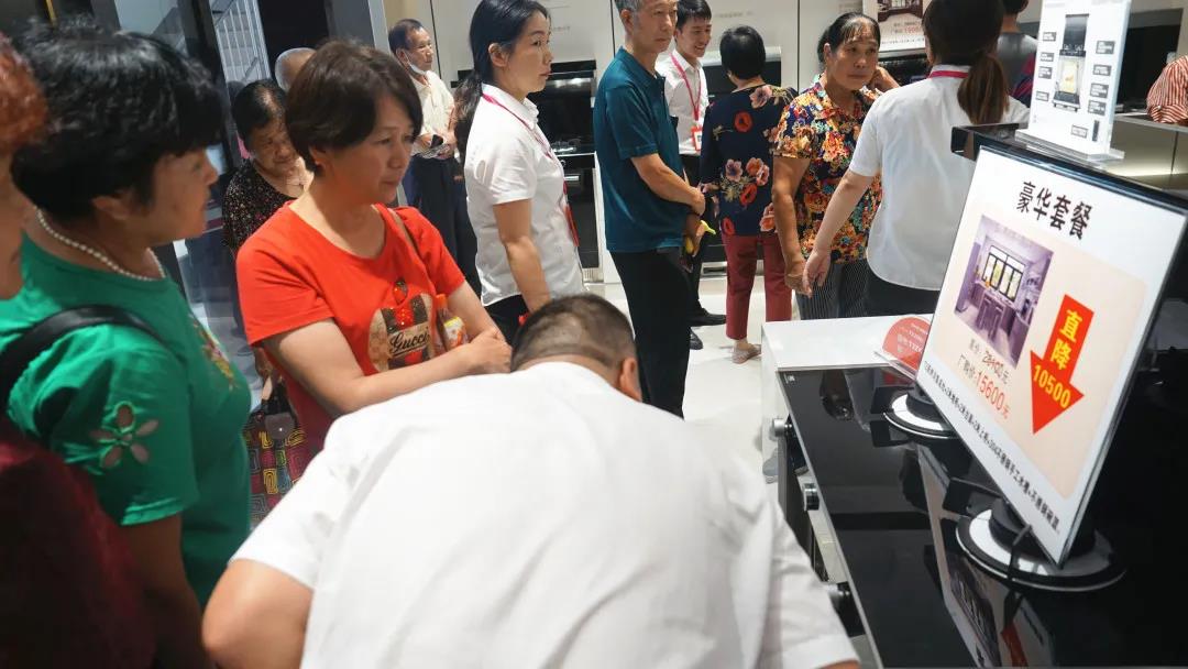 游大佛古寺,享工厂底价|佳歌集成灶义乌厂购节圆满收官! 游大佛古寺,享工厂底价|佳歌集成灶义乌厂购节圆满收官!