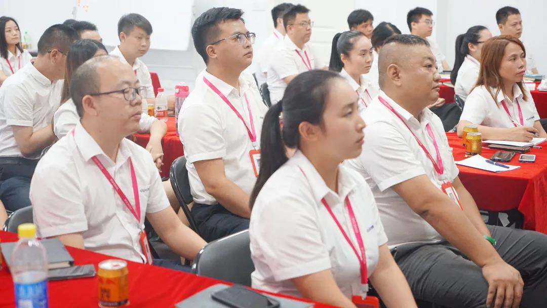 “星耀佳歌·一路佟行”808超级品牌日启动会暨818全国招商动员大会圆满成功! “星耀佳歌·一路佟行”808超级品牌日启动会暨818全国招商动员大会圆满成功!