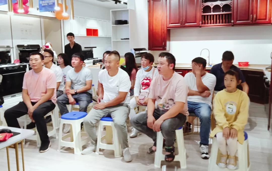 【深耕行业】佳歌集成灶曲靖旗舰店品鉴会圆满召开! 【深耕行业】佳歌集成灶曲靖旗舰店品鉴会圆满召开!