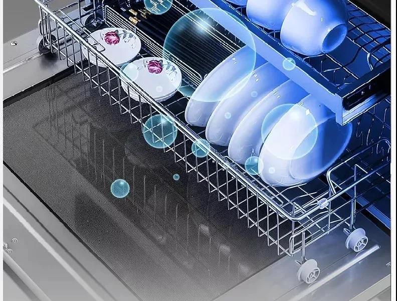 中国电子节能协会副秘书长梁上音一行莅临佳歌集团参观指导 中国电子节能协会副秘书长梁上音一行莅临佳歌集团参观指导