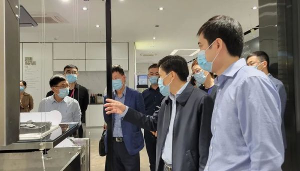 绍兴市人大常委会党组副书记邵全卯一行莅临佳歌参观考察! 绍兴市人大常委会党组副书记邵全卯一行莅临佳歌参观考察!