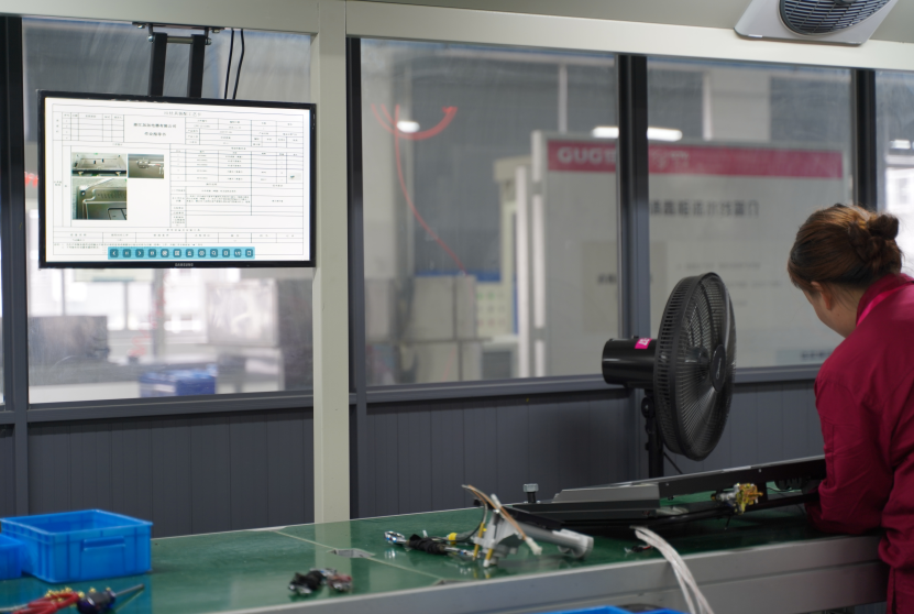 今天，一不小心就潜入了一家工厂……