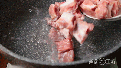 【佳歌厨房】过年必备菜之排骨年糕