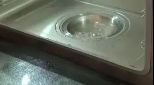 厨房装声控灯，不如装佳歌蒸烤消一体集成灶！