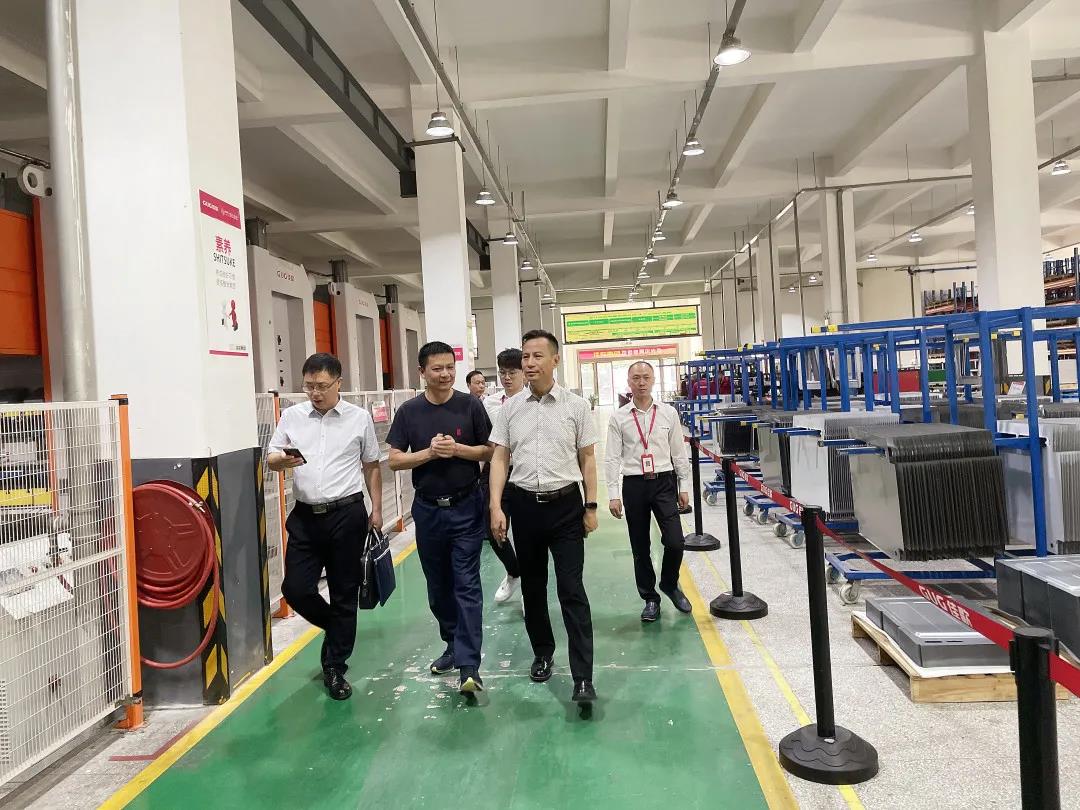中国五金制品协会副理事长孟凡波一行莅临佳歌集团参观指导！