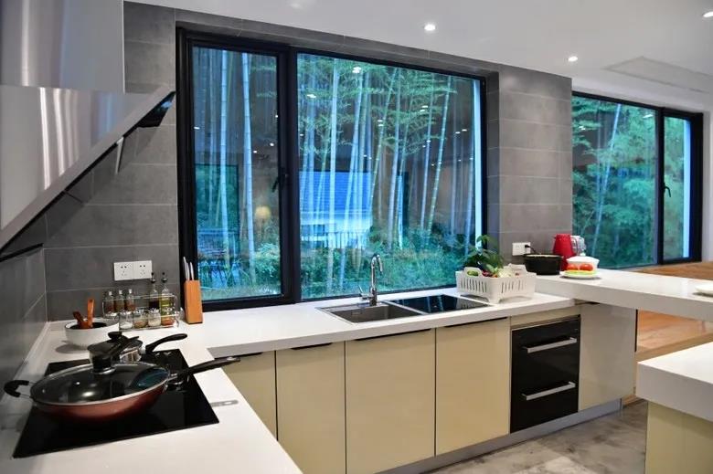 灶台墙壁太脏？佳歌实力改变“烟熏妆”！