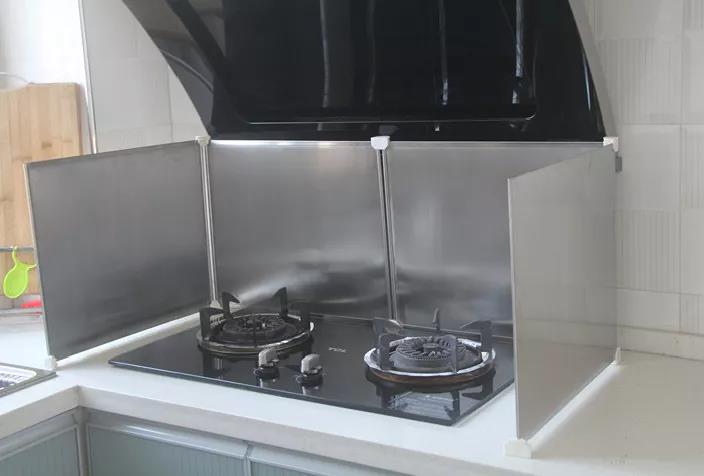 灶台墙壁太脏？佳歌实力改变“烟熏妆”！