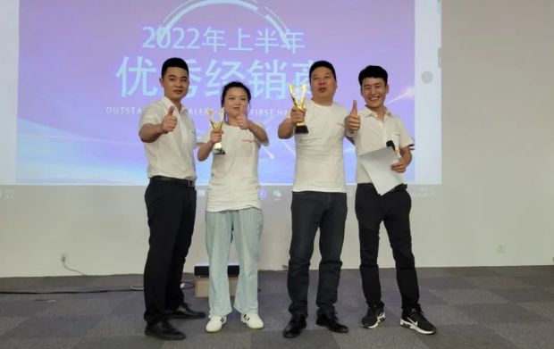 新思维·心突破·赢未来 | 佳歌集成灶浙江区域核心经销商会议胜利召开！