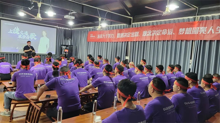 佳歌集成灶“上佳之选 乘势高歌”招商峰会启动会顺利召开！